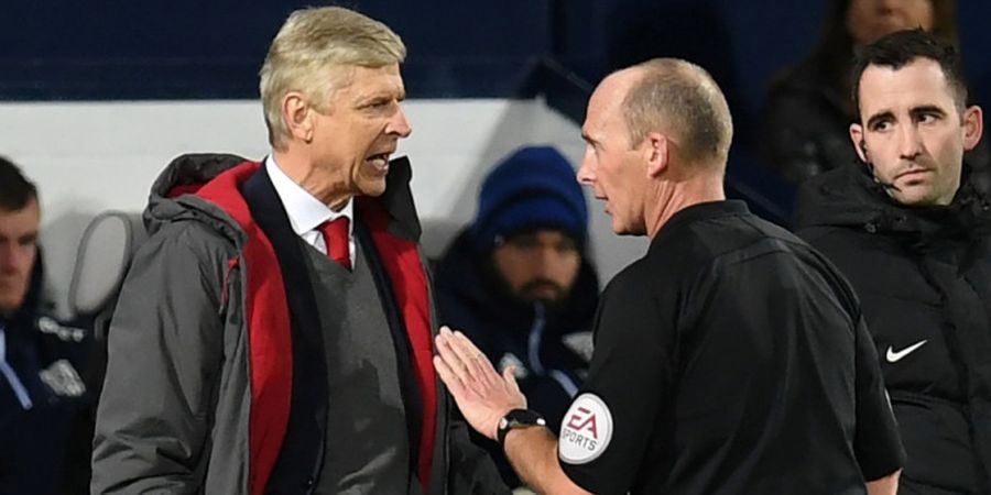 Arsenal Tanpa Didampingi Arsene Wenger dalam Tiga Laga Berikutnya akibat Sanksi