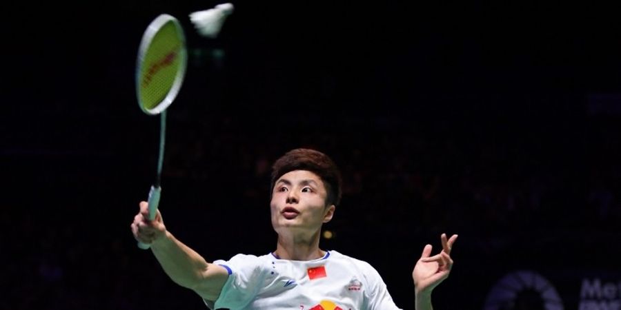 Shi Yuqi Akui Ada yang Tidak Beres dengan Tangannya Saat Hadapi Jonatan Christie di Final Kejuaraan Beregu Asia 2018