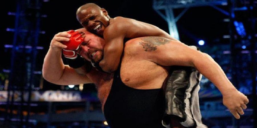 Big Show Mengaku Mendapat Omelan dari Nenek Floyd Mayweather Setelah Duel WrestleMania XXIV