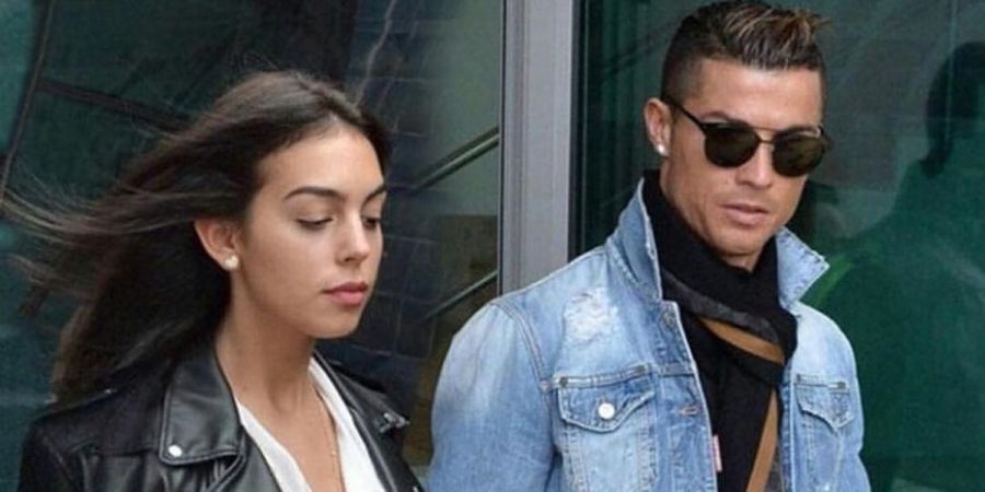 Kalah dari Espanyol, Begini Cara Cristiano Ronaldo Menghibur Diri Bersama Kekasih