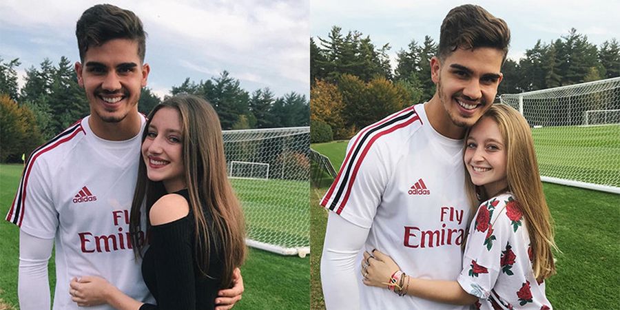 Bikin Iri, 2 Suporter Cantik Ini Bisa Selfie Bareng Deretan Bintang AC Milan