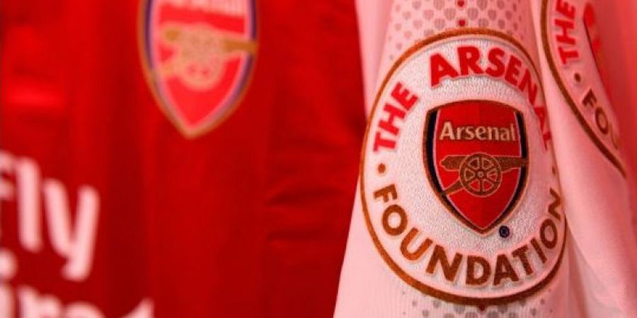 Gila! Penggemar Berat Arsenal Ini Relakan Uang 1 Milyar Demi Kemenangan Klub Favoritnya