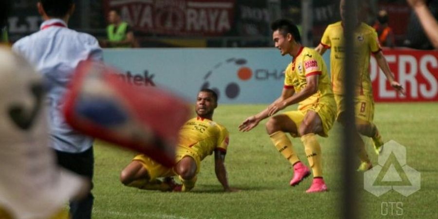 Tendangan Bebas Hilton Menangkan Sriwijaya FC atas Persipura