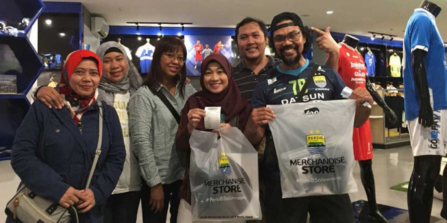 Bulan Ramadan, Persib Merchandise Store Hadirkan Promo Khusus untuk Bobotoh