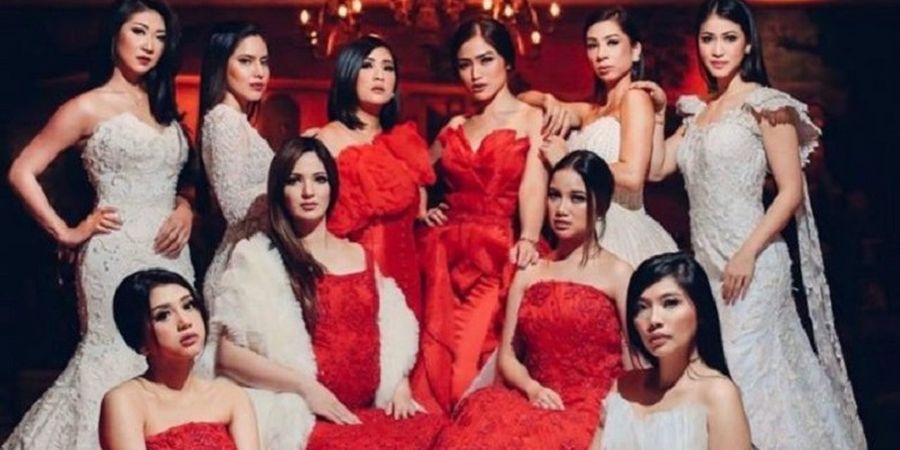 2 Anggota Girl Squad Puji Kemolekan Tubuh Jennifer Bachdim Saat Berpose bersama Suami