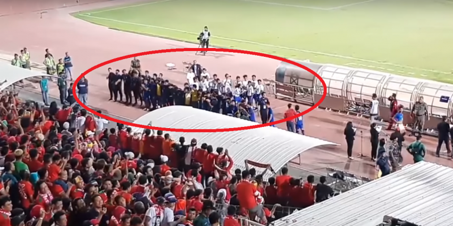 VIDEO - Respek, Pemain Timnas U-16 Thailand Berikan Penghormatan kepada Suporter Indonesia