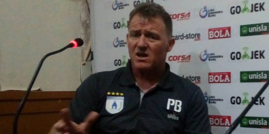 Pelatih Persipura Sambut Laga Kontra Persib dengan Optimisme