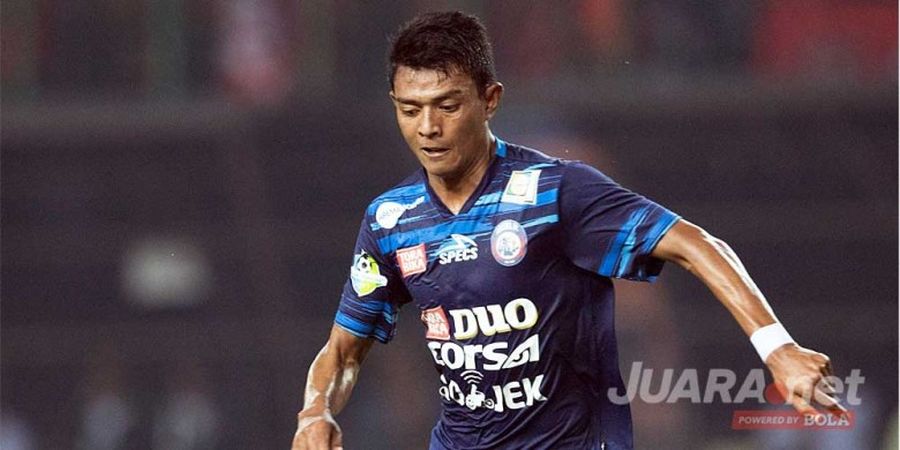 Persipura Vs Arema - Skor 0-0 di Babak Pertama, Dedik Sukses Beri Petaka bagi Pertahanan Mutiara Hitam