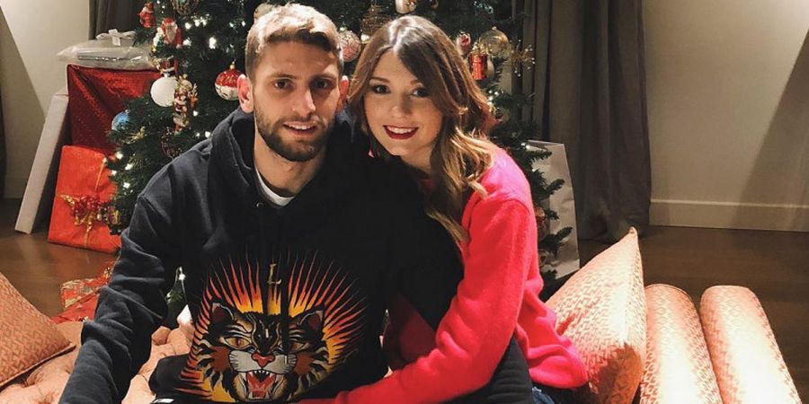 Saat Domenico Berardi Kerja Keras Kalahkan Inter Milan, WAGs Cantik Ini Malah Sibuk Pamer Barang Mewah