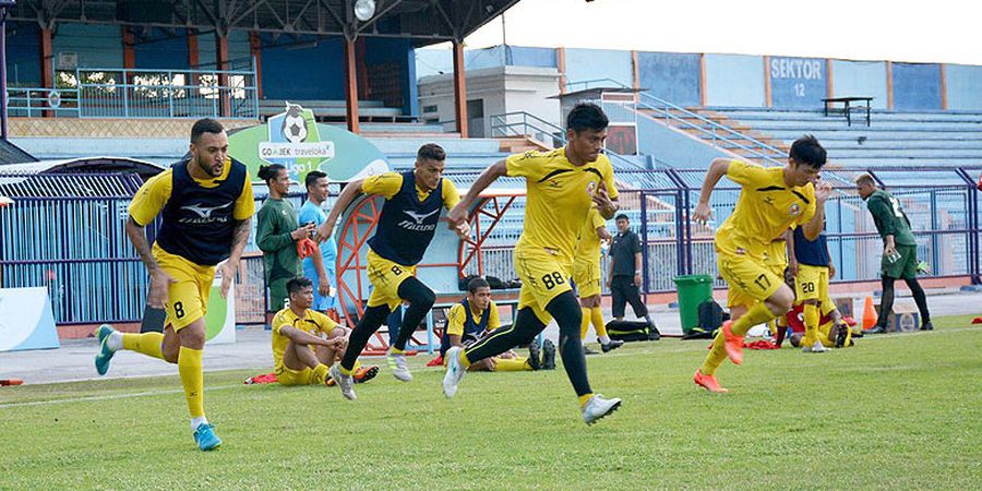 Tak Ingin Putus Asa, Tim Liga 1 ini Sampai Datangkan Motivator Demi Bangkitkan Semangat Pemainnya