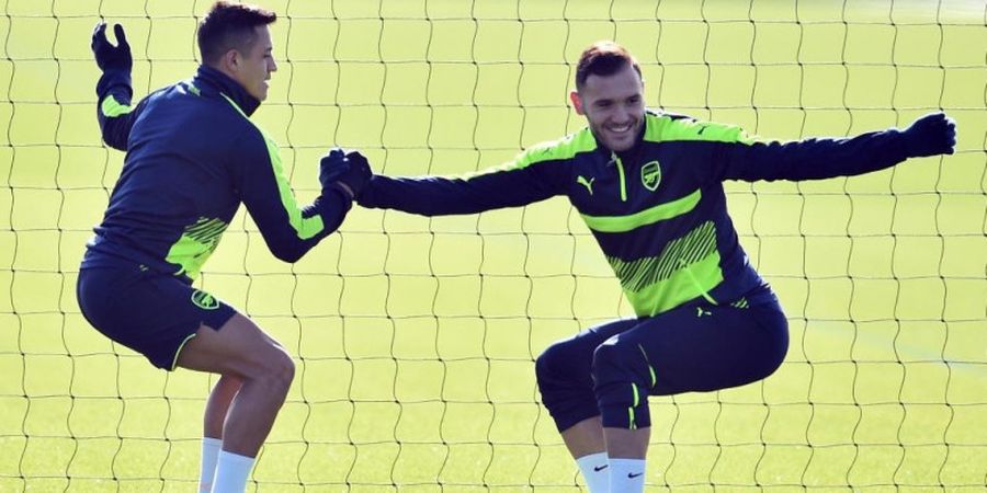 Dikenalkan ala FPL, Lucas Perez Resmi Dipinang West Ham