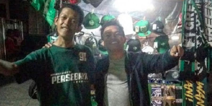 Bangganya Bonek Difabel Ini Bertemu Pemain Persebaya yang Ia Idolai