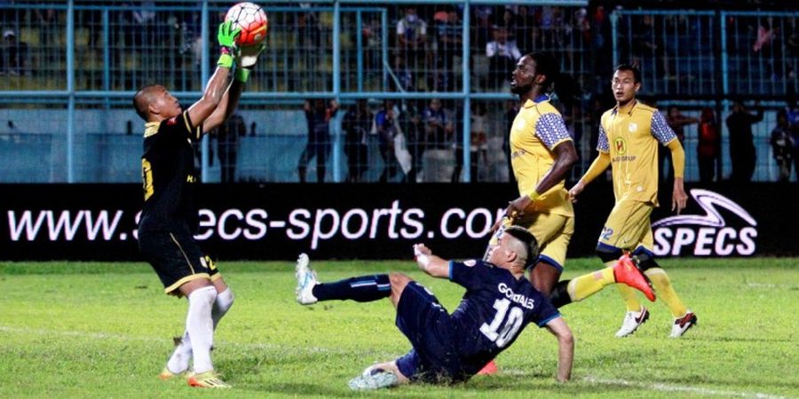 Bikin Frustrasi 3 Kandidat Juara, Kiper Barito Jadi Yang Tersibuk di Liga 1