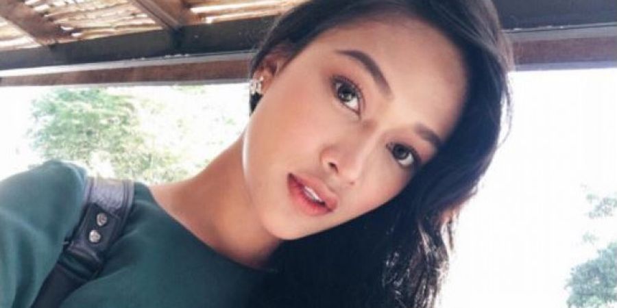 Terungkap! Inilah Profesi Suporter Cantik Malaysia yang Bikin Netizen Salah Fokus