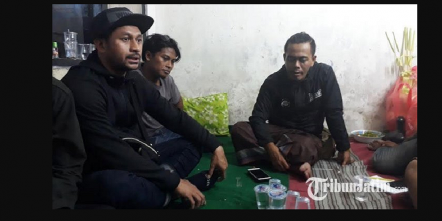 Melayat ke Rumah Duka, Ini Harapan Koordinator Suporter Persebaya Surabaya