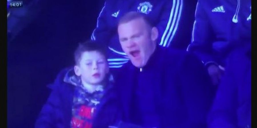 VIDEO - Wayne Rooney Menguap Saat Saksikan Laga Manchester United Vs Chelsea