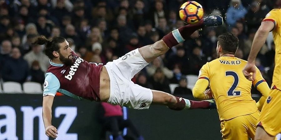 Sevilla Dukung Chelsea Dapatkan Andy Carroll