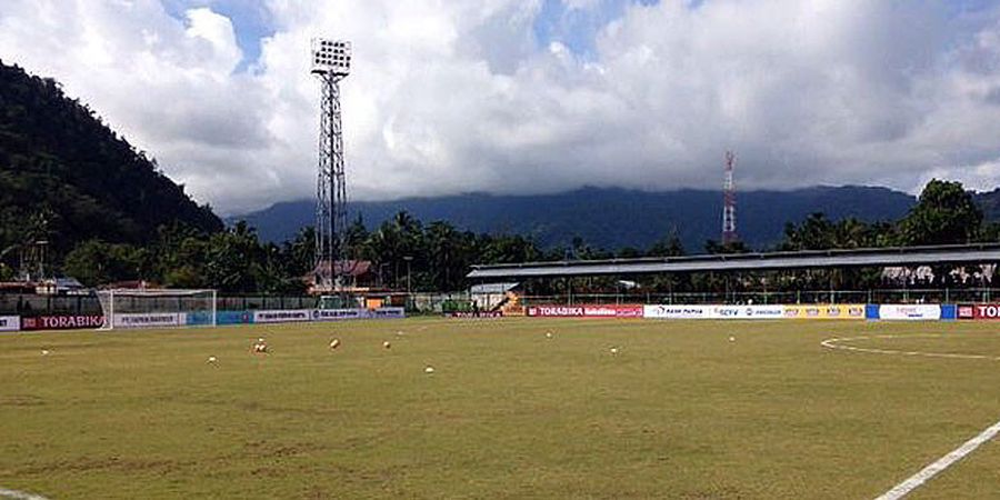 Stadion Marora Serui Siap Mempercantik Diri