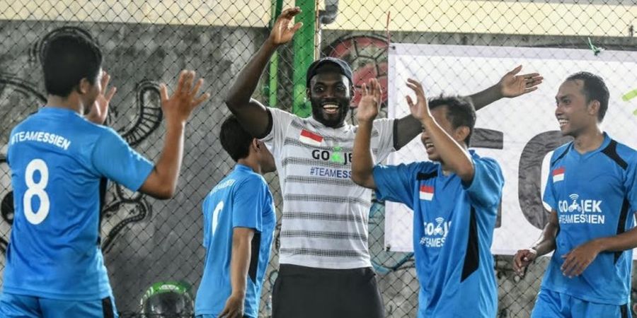 Rendah Hati, Sosok Michael Essien Layak Menjadi Panutan