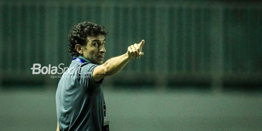 Baru Kesampaian, Persib Bandung Ternyata Sudah Pantau Luis Milla Sejak 4 Tahun Lalu