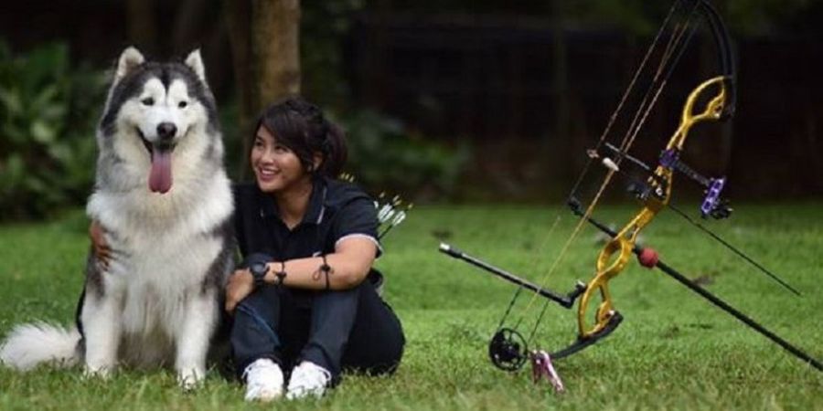 Keren! Usai Wakili Indonesia di SEA Games 2017, Dellie Threesyadinda Rayakan dengan Mendaki Gunung