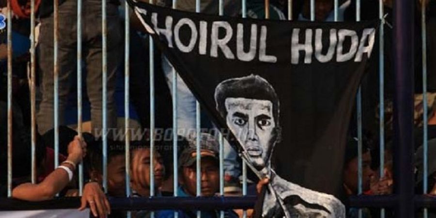 Persela Lamongan Menang Tipis atas Indonesia All Star di Tribute Match Choirul Huda