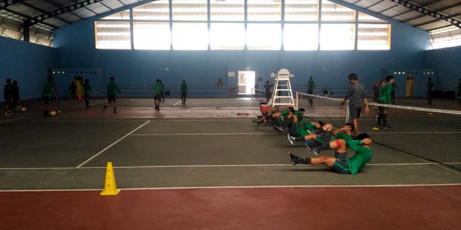 Timnas Indonesia U-19 Pemusatan Latihan di Lapangan Tennis 