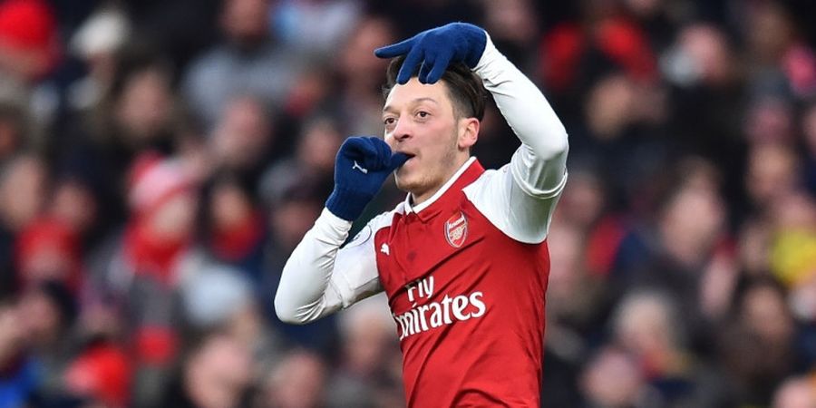 Link Live Streaming West Bromwich Albion Vs Arsenal - Mesut Oezil Tak Diajak Bermain