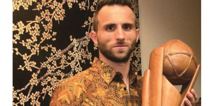 Ilija Spasojevic Rayakan Hari Batik Nasional, Netizen Panjatkan 2 Permintaan