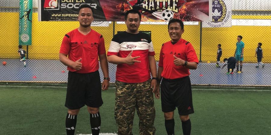 Wasit Bersertifikat FIFA Pimpin Turnamen Futsal 