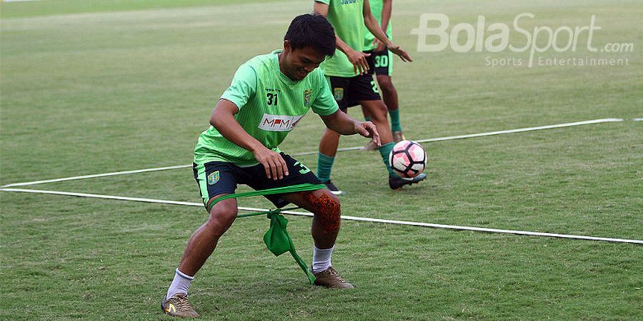 Proses Pemulihan Cedera, Kurniawan Karman Absen Bela Persebaya