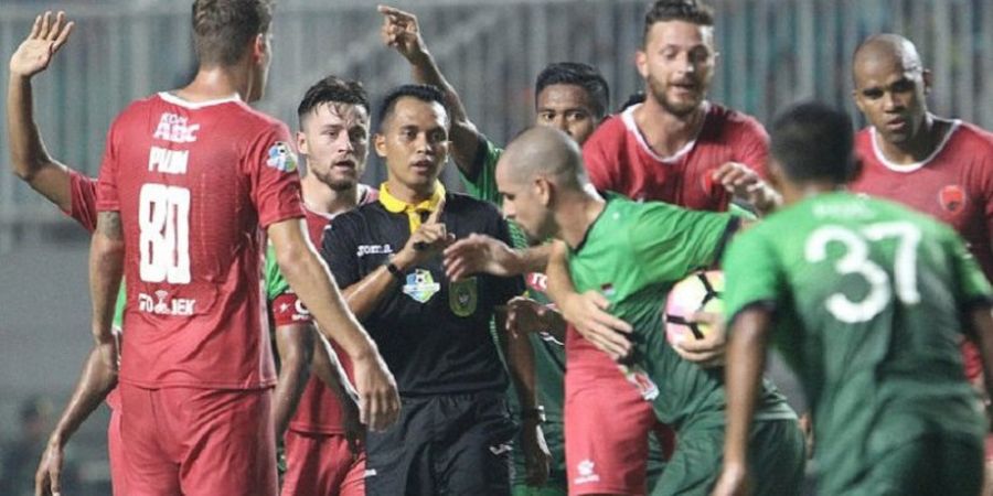 Kecewa, Rahmad Darmawan Harap Wasit Handri Kristanto Diistirahatkan