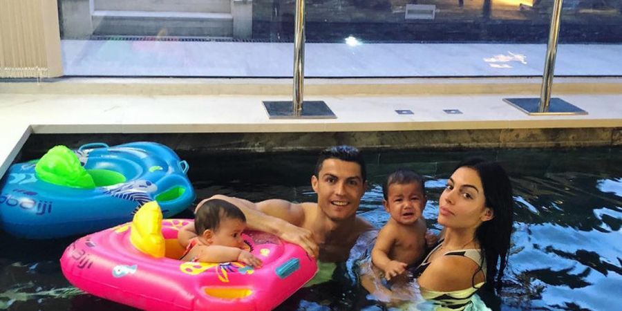 Tunjukkan Kesetiaan di Tengah Badai, Georgina Rodriguez Sabar Asuh Anak-anak Cristiano Ronaldo