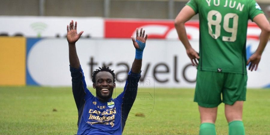 Dapat Sanjungan dari Mario Gomez, Essien Bisa Dipastikan Bertahan Lama di Persib Bandung