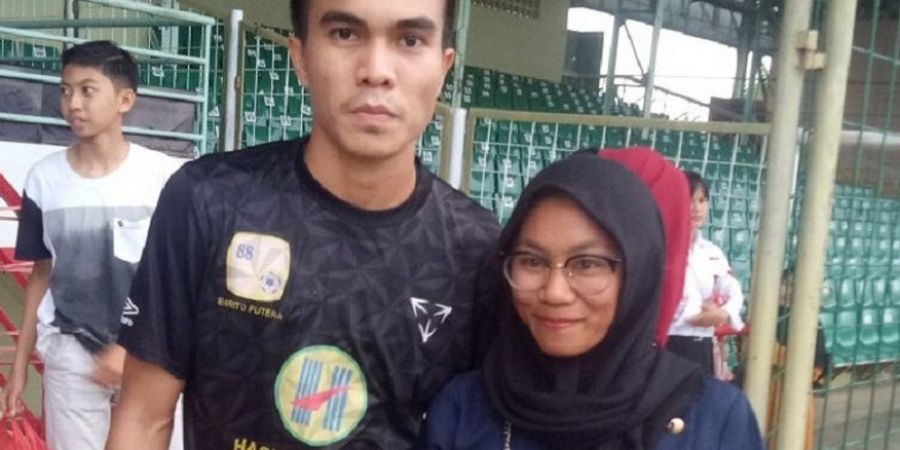 Kue Ulang Tahun dari Fan Jadi Kejutan Spesial untuk Gelandang Barito Putera Ini