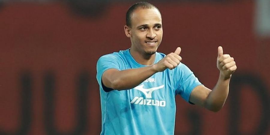 Odemwingie Berambisi Jadi Top Scorer dan Bawa Madura Sejajar dengan Arema dan Persib