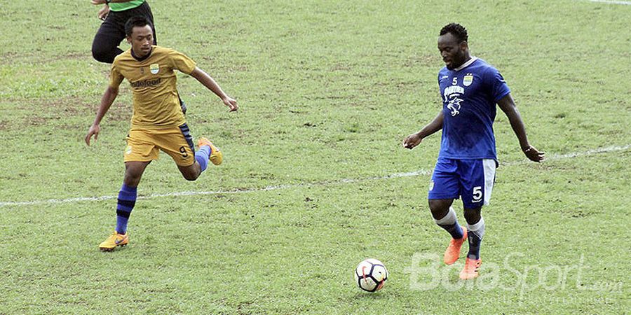 Maung Ngora Dapat Pelajaran dari Persib