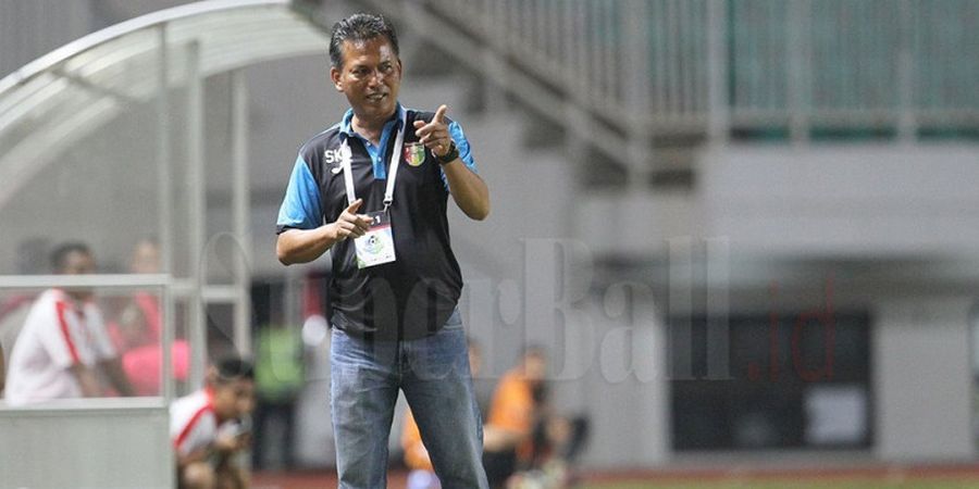 Telan Tiga Kekalahan di Kandang Sendiri, Pelatih Mitra Kukar Sebut Pemainnya Terbebani