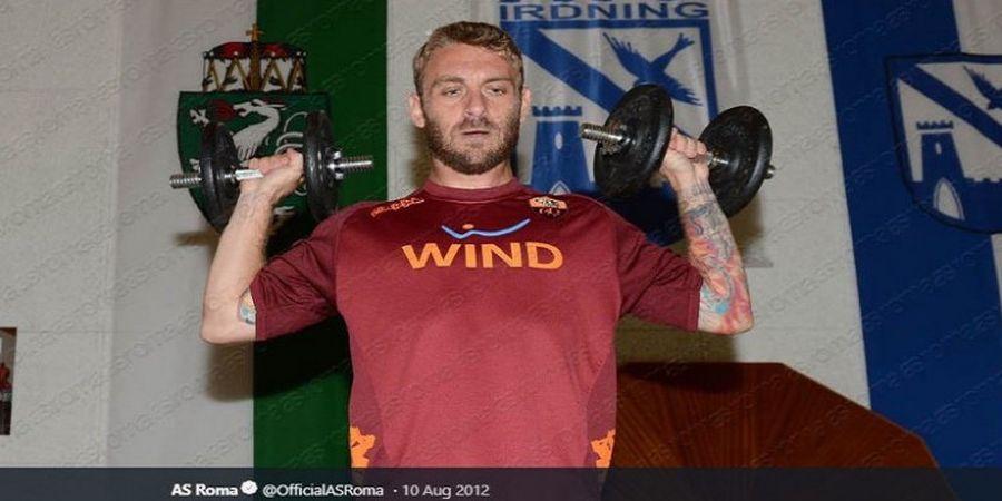 Bermimpi Jadi Pelatih, Daniele De Rossi Fobia Jumpa Pers