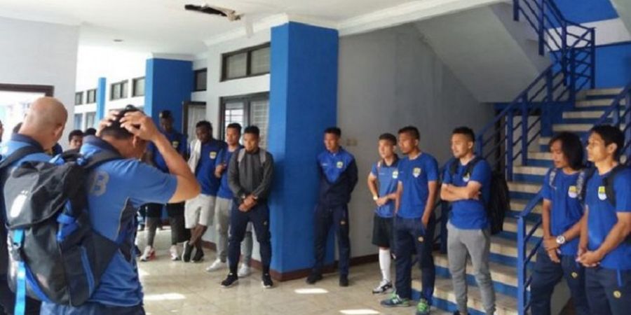 Persiba Vs Persib - Pesan Umuh Muchtar Sebelum Maung Bandung Terbang ke Balikpapan