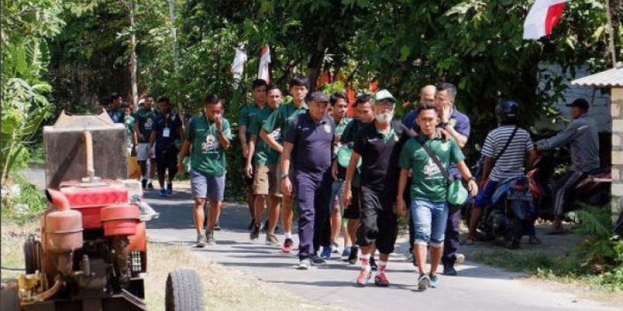 Berjalan Menuju Stadion Loka Jaya, Pemain Persebaya Surabaya Dianggap Melakukan Aksi Corteo Layakya Suporter