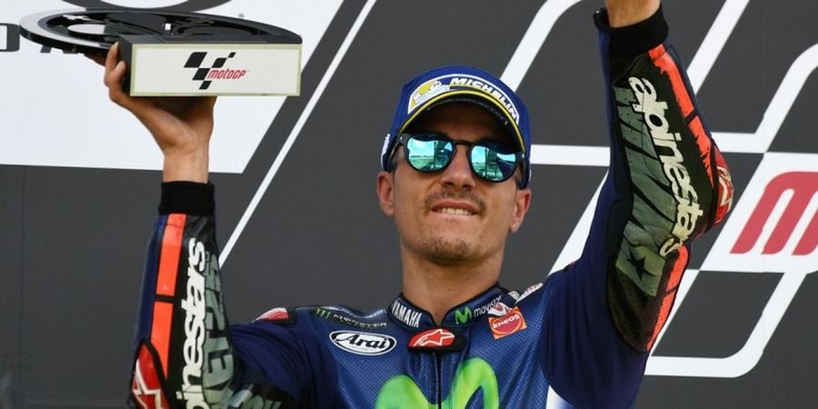 Foto- foto Kunjungan Maverick Vinales ke Pabrik Knalpot Mengejutkan Para Karyawan