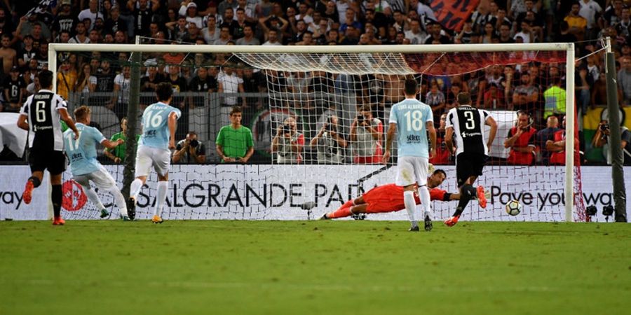 VIDEO - Lazio Unggul Tipis atas Juventus di Babak Pertama Piala Super Italia