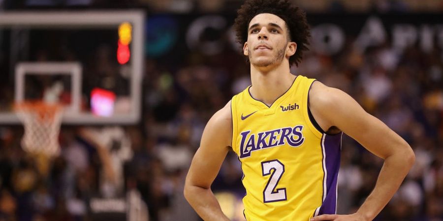 Alami Cedera Serius, Lonzo Ball Dinanti Meja Operasi