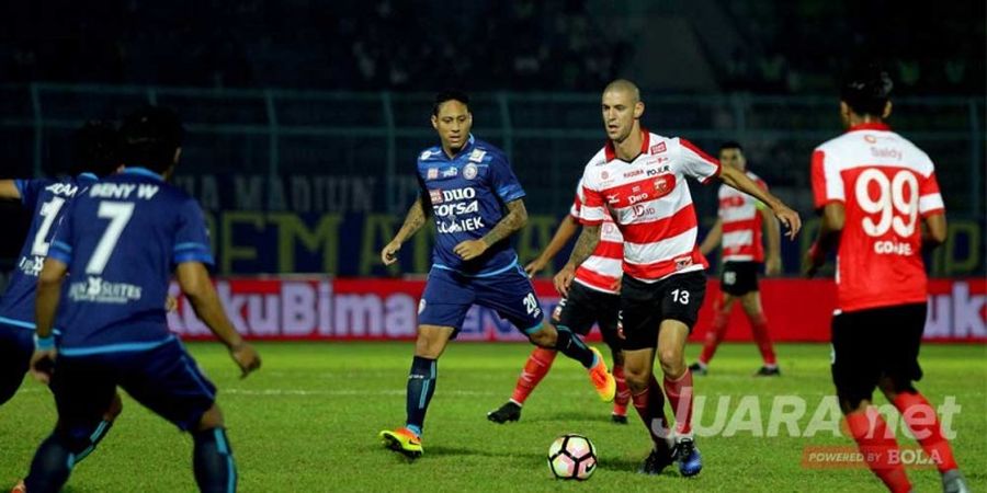 Kemenangan Madura United Atas Arema FC Dicederai oleh Aksi Tidak Terpuji Ini