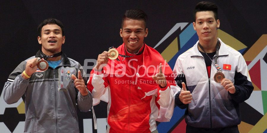 Deni Persembahkan Medali Emas Untuk Indonesia dan Keluarganya