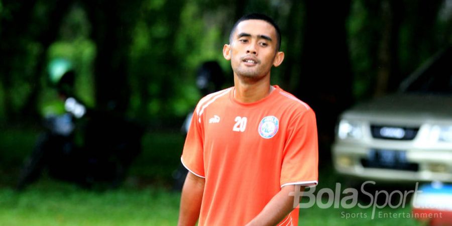 Lewatkan 11 Pertandingan, Bek Baru Arema FC Ini Akhirnya Sembuh dari Cedera