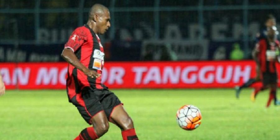 Eks Incaran Persija ini Jadi Sosok Penerus Harapan Yustinus Pae di Persipura