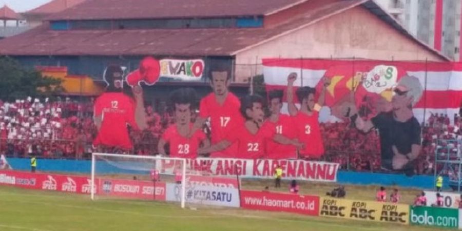 Saat PSM Makassar Jamu Arema, Suporter Juku Eja Pamer Dua Model Koreo Mereka