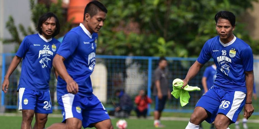 Jelang Lawan Persegres, 4 Pilar Persib Bandung Ini Harus Absen